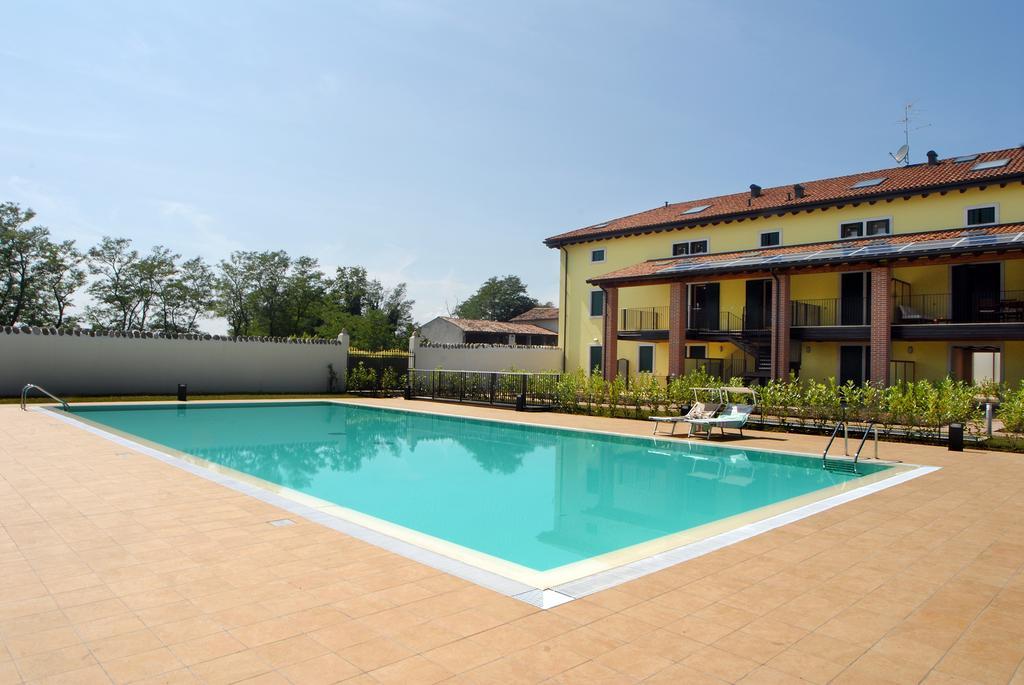 B&B Corte Dei Cedri Bussolengo Exterior photo