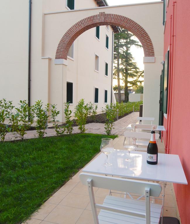 B&B Corte Dei Cedri Bussolengo Exterior photo